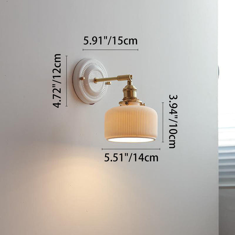 Traditional Vintage Ceramic Brass 1-Light Wall Sconce