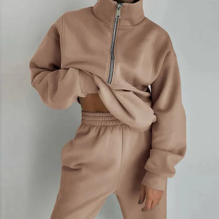 Women's Fitted Breathable Workout Tracksuit