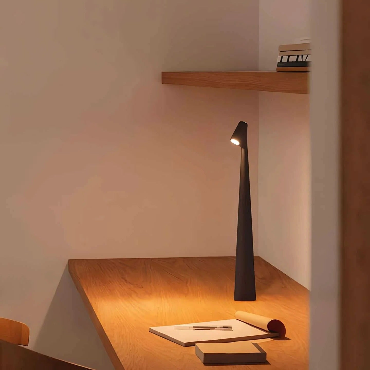 Rechargeable Aluminum Table Lamp with USB Port