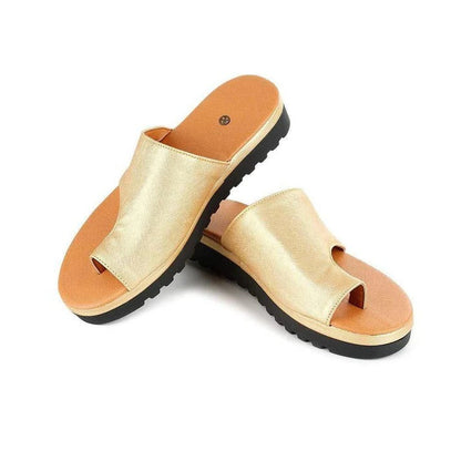 Suede Toe Loop Flat Sandals with Platform Sole
