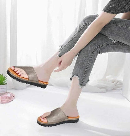 Suede Toe Loop Flat Sandals with Platform Sole