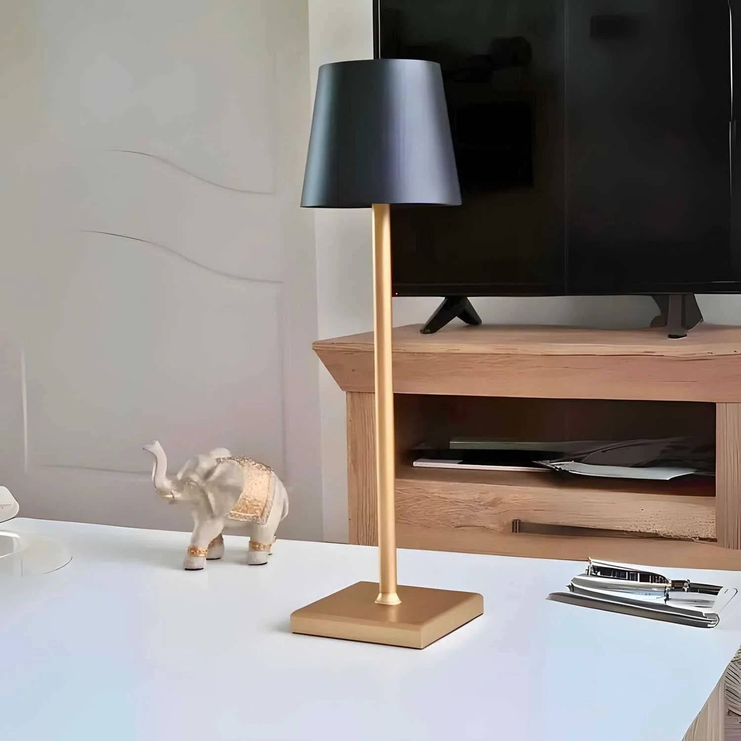 Cordless Rechargeable Table Lamp