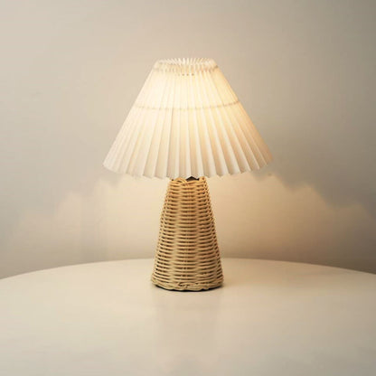 Vintage Pleated Fabric Table Lamp