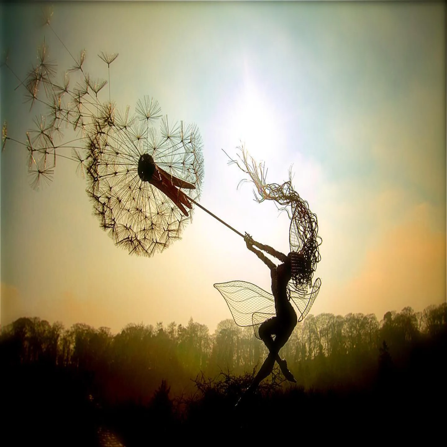 Metal Fairy Garden Stake with Dandelions