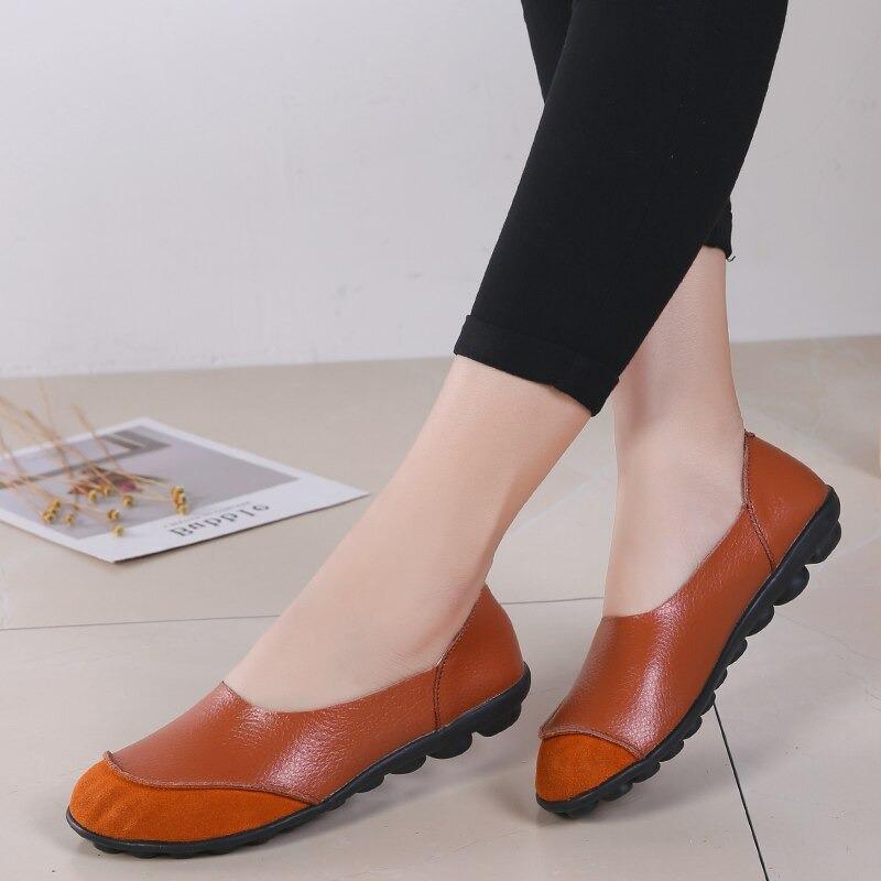 Slip-On Leather Moccasins with Wide Round Toe